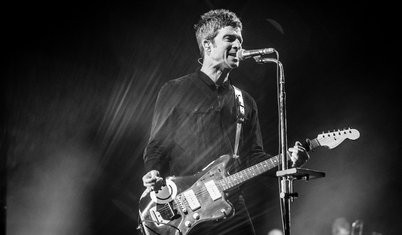 Yeni James Bond şarkısını Oasis mi yapacak?