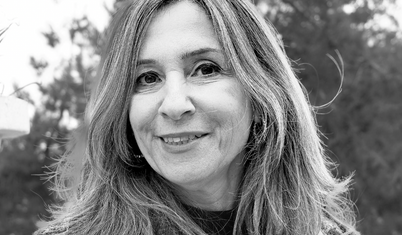 Müge İplikçi: “Sahte cennetler en çok, görmek istemeyenlerin rüyalarına sızıyor”