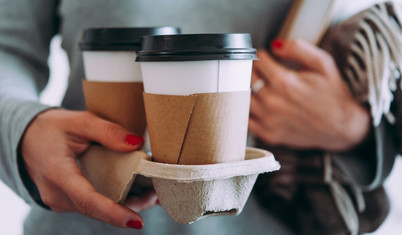 Araştırma ortaya çıkardı: Kahve bardakları binlerce mikroplastik parçası içeriyor