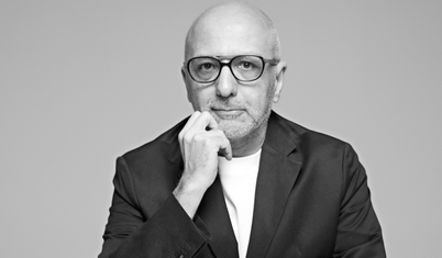 "Kitap okuyamayan ama yazar olmayı hırs edinmiş insanlar var"