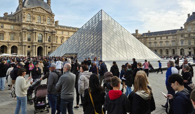 100 milyon dolarlık Louvre soygunu film oluyor