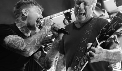 Punk sahnesinin efsane grubu Sex Pistols, 50. yıl özel turnesine çıkıyor