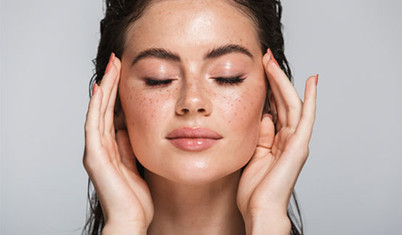 Yüz yogası ile doğal gençlik: Faydaları ve adım adım başlangıç rehberi