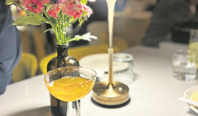 Atina–İstanbul arasında bar değişimi