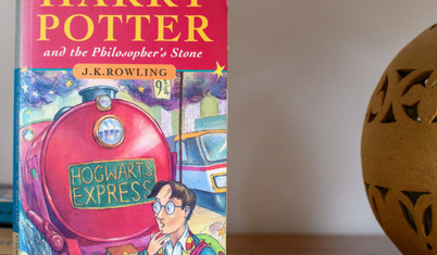 30 yıl sonra tavan arasında bulundu: Harry Potter kitabı 17 bin sterline rekor fiyata satıldı