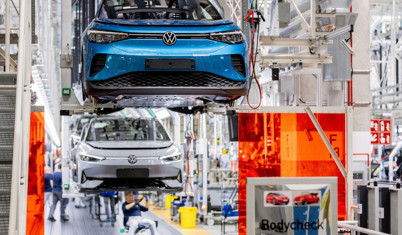 Volkswagen dört fabrikasını kapatacak, 100 bin kişiyi işten çıkaracak
