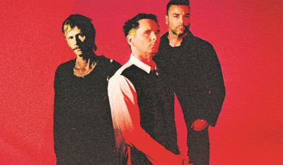 İngiliz rock topluluğu Muse, The Wow Singal’la onuncu kez karşımızda