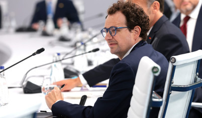 Anthropic CEO'sundan 'frene basmalıyız' çıkışı: Yapay zeka bu hızla 6-12 ayda tüm interneti ele geçirebilir