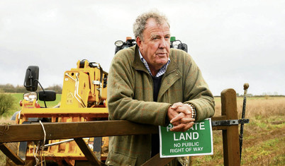 Jeremy Clarkson amcanın eğlenceli bir çiftliği var