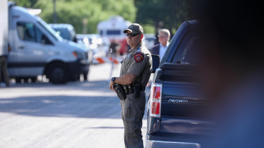 Teksas'taki okul saldırısında polise yönelik eleştiriler sürüyor