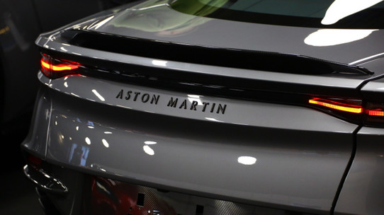 Çinli otomobil üreticisi Geely, Aston Martin'in yüzde 7,6 hissesini satın aldı