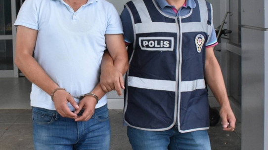 Turistlerin özel görüntülerini çeken sosyal medya fenomenine gözaltı