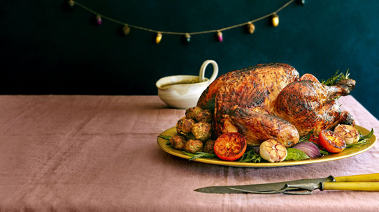 Işıltılı yılbaşı sofrası için yemek tarifleri