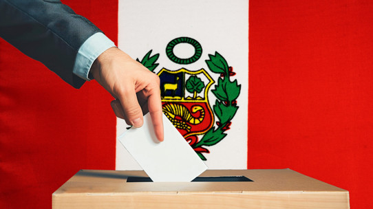 Peru'da seçimin 2. turunda sağcı aday Fujimori önde