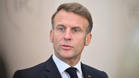 Macron'dan Netanyahu'ya Lübnan'daki tutumunda sorumlu davranması çağrısı