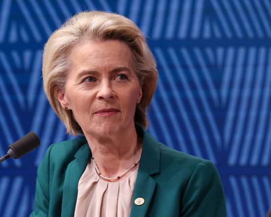 Politico analizi: Ursula von der Leyen'in koltuğuna kim oturacak?
