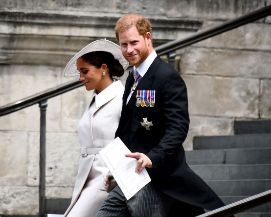 Yıllar sonra ilk buluşma: Prens Harry, Meghan ve çocuklarıyla Kral Charles'ı ziyaret etti