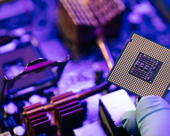 Google'ın Intel'e 3 milyondan fazla çip siparişi vermesiyle hisselerde sert yükseliş yaşandı