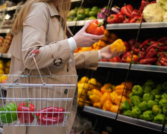 Meta yemek kartıyla market alışverişi yapan çalışanlarını işten attı