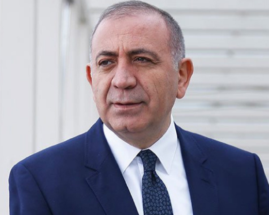 Gürsel Tekin'den Özgür Özel'e 'yeni parti' sözleri: Bu limanı terk etmeyin kardeşim, oturun muhalefetinizi yapın