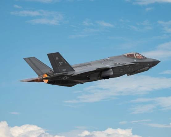 Demokratlar Türkiye için harekete geçti: 18 vekilden F-35 satışıyla ilgili 'yasadışı' vurgusu