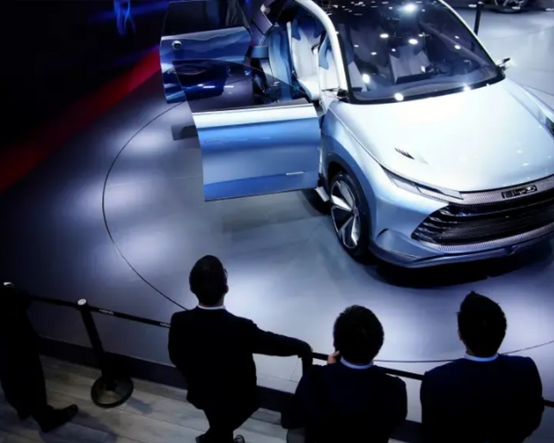 BYD ve KFC'den iş birliği: 9 dakikada yüzde 97 şarj ve menü