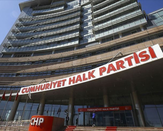 Uşak Belediye Başkanı Özkan Yalım CHP'den ihraç edildi