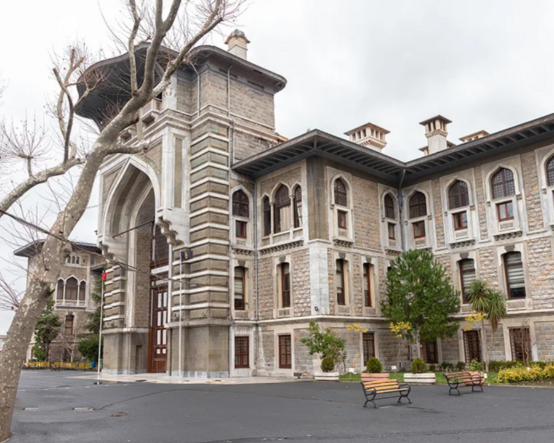 İl Millî Eğitim Müdürlüğü soruşturma başlattı: İstanbul Erkek Lisesi’nde darp ve 507 maddelik "taciz listesi" iddiası