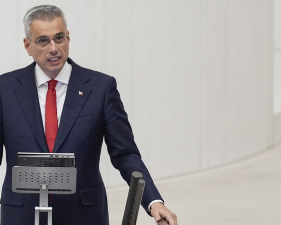 Bakan Memişoğlu: Hekimlerimizin iyi hal belgesi alıyor olmaları, yurt dışına gittikleri anlamına gelmez