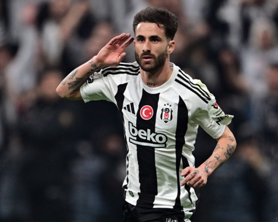 Beşiktaş indirim iddialarını yalanladı: 15 milyon euro veren Rafa Silva'yı alır