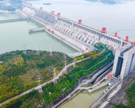 Çin neden 168 milyar dolara Himalayalar'da baraj inşa ediyor? 1.5 milyar insan susuz kalabilir