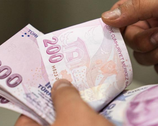 Emeklinin bayram ikramiyesinde artış kanun teklifinde yok: "Özel kaynak gerekiyor, zorluklar ortada"