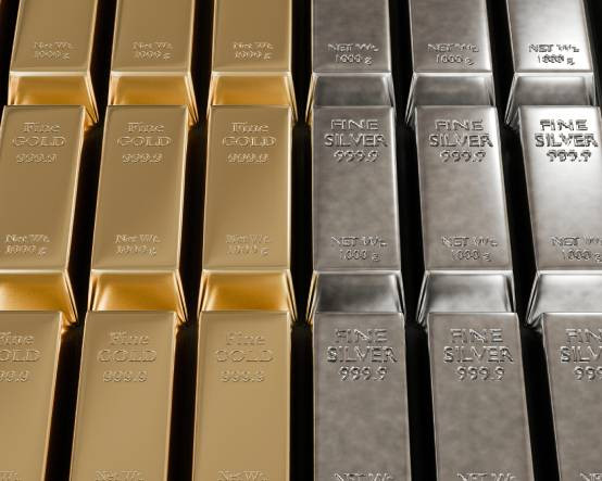 Reuters 30 analist ve 3 borsacı ile görüştü: 2026 yılı için altın ve gümüşte gerçekçi beklentiler neler?