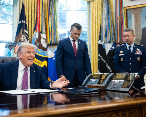 Trump'ın ekibinde kim ne diyor: Yakın çevresi ihtiyatlı olsa da başkan İran'a saldırıdan yana