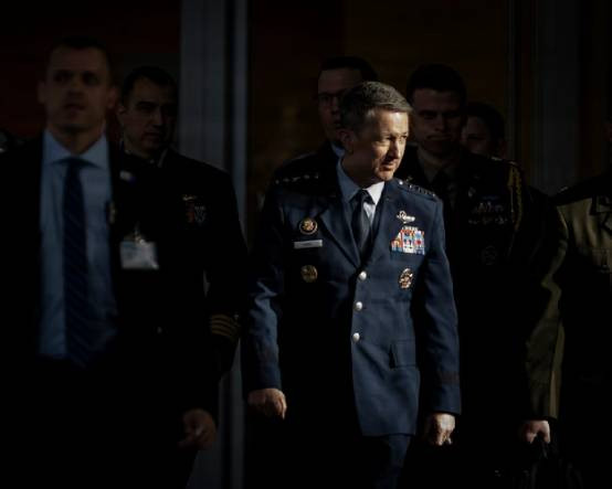 Beyaz Saray'da İran savaşından çekinen isim: Trump'ın ve ABD ordusunun bir numarası Dan Caine