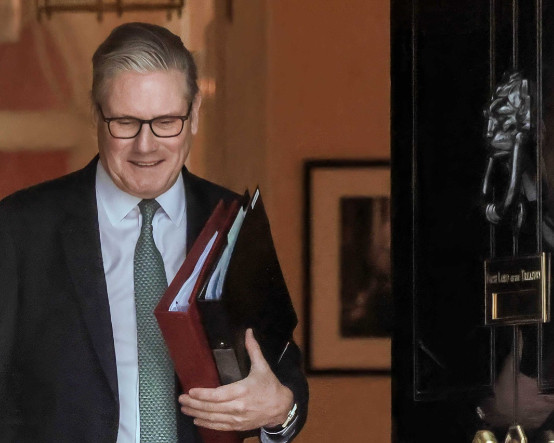 Starmer: Trump doğru bulmadı ama saldırılara katılmama kararımın arkasındayım