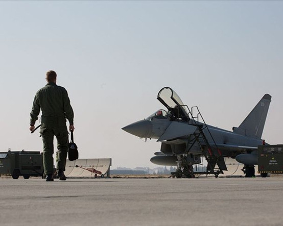 İngiltere'den Katar'a dört Eurofighter Typhoon daha