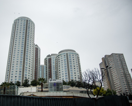 990 daireli sitede yönetim anlaşmazlığı adliyeye taşındı