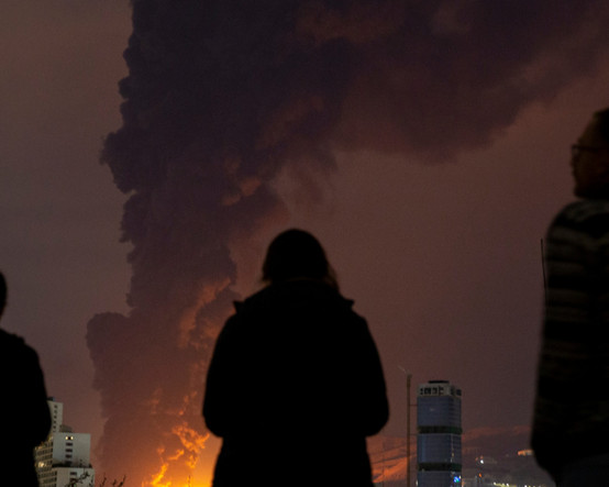 Trump zafer ilan etmek için sabırsızlanıyor, ancak ağır darbe alan İran’ın hâlâ elinde kozlar var
