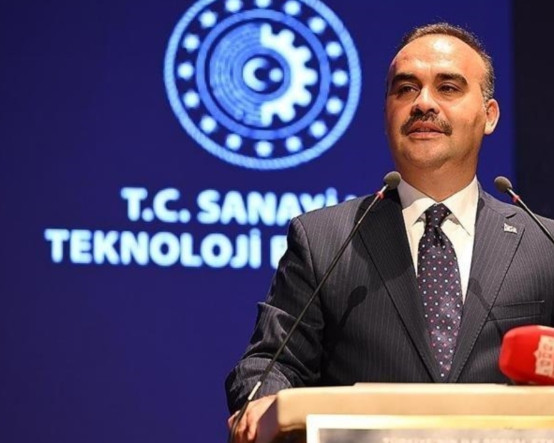 Bakan Kacır: Bizden neyi esirgiyorlarsa daha iyisini yerli ve milli olarak üretiyoruz