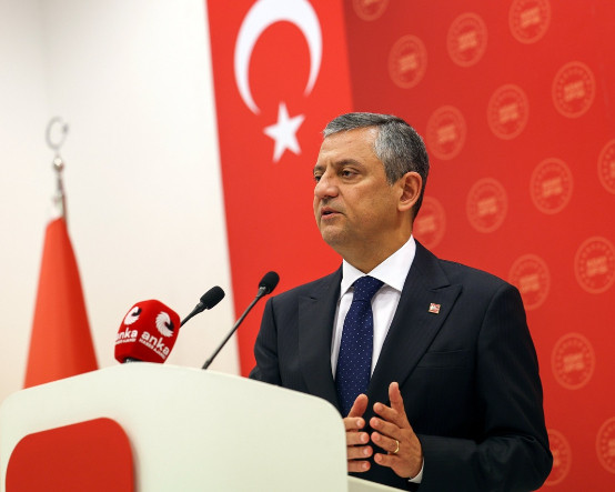 CHP 'acil önlem' paketini açıkladı: Akaryakıtta yüzde 1 KDV, asgari ücrete üç ayda bir zam