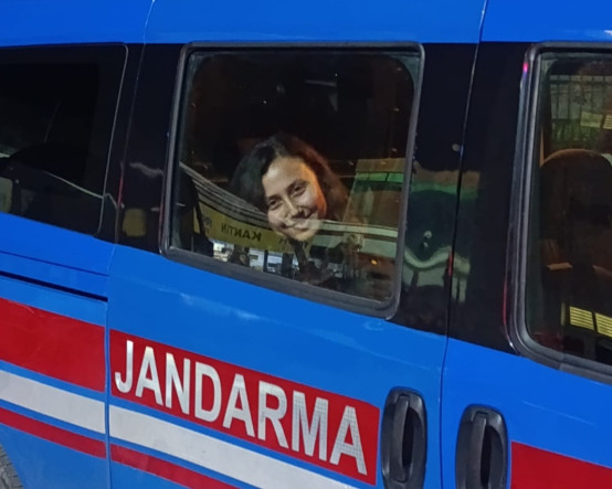 Akbelen'de kamulaştırmaları protesto eden İkizköylü Esra Işık tutuklandı