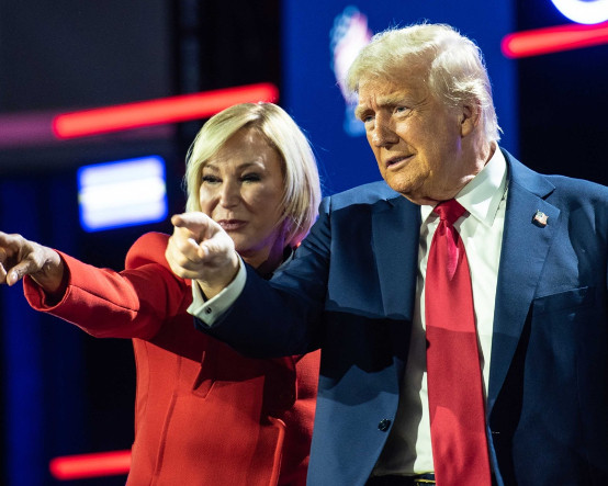 Dini danışmanı Trump'ı İsa'ya benzetti: Onun için bitmemişti, sizin için de bitmedi