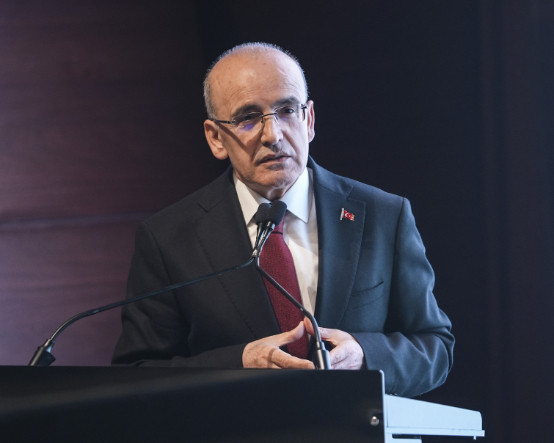 Reuters, Londra'daki toplantıyı yazdı: Şimşek ve Karahan yatırımcılara hangi mesajları verdi?