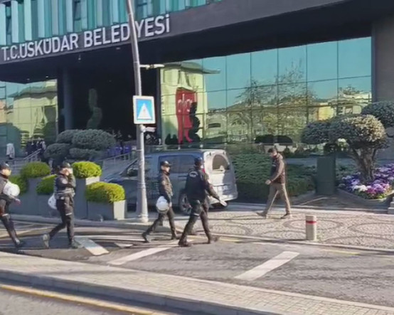 Üsküdar Belediyesi'ne yönelik soruşturma kapsamında 2 kişi daha gözaltına alındı