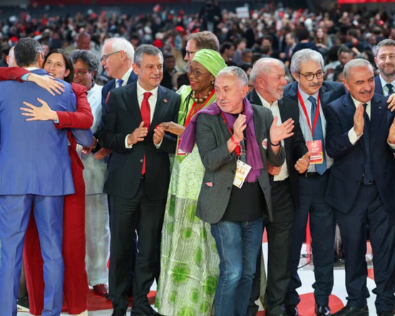 Avrupa'da bir haftasonunda üç kritik buluşma: Barselona'da sol, Madrid'de ve Milano'da sağ buluştu