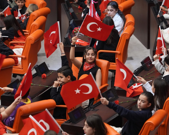 TBMM'deki 23 Nisan Özel Oturumu'na okul saldırıları damga vurdu