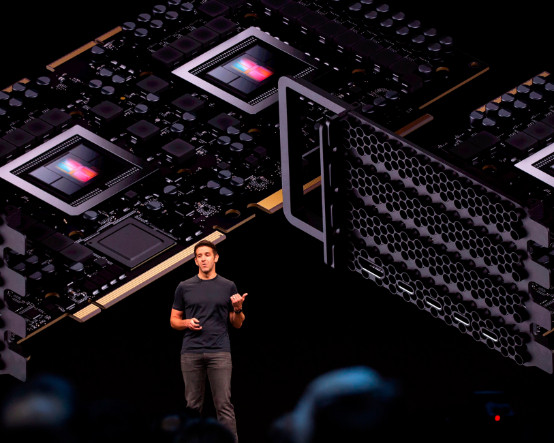 Apple'ın yeni CEO'su John Ternus hakkında bilinenler: 25 yıllık Apple kariyeri, donanımın arkasındaki isim