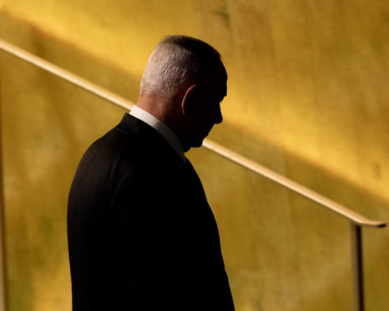 Haaretz Netanyahu'yu manşetten hedef aldı: Savaşları siyasi ve şahsi çıkarları için sürdürüyor