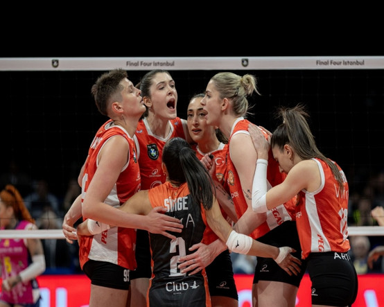 Avrupa voleybolunun zirvesinde Türk derbisi: Eczacıbaşı Dynavit-VakıfBank